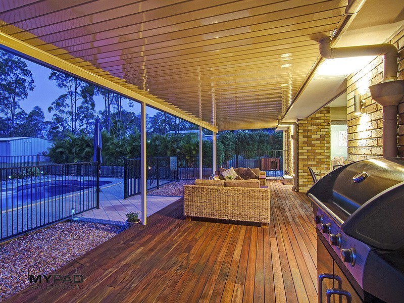 10-12 Laurina Drive, New Beith QLD 4124