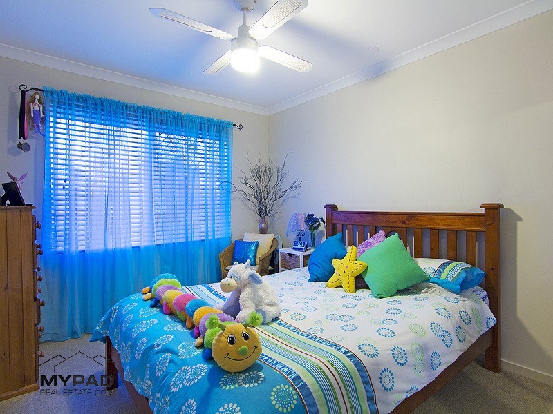 10-12 Laurina Drive, New Beith QLD 4124