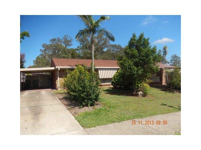 142 Emerald Dr, Regents Park QLD 4118