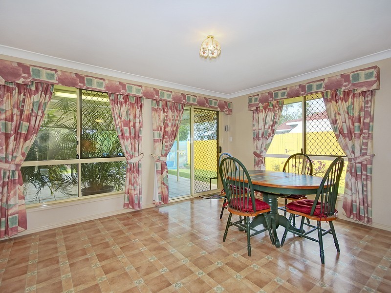 10 COLISA COURT, Regents Park QLD 4118