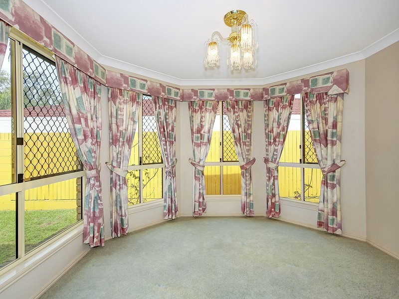 10 COLISA COURT, Regents Park QLD 4118