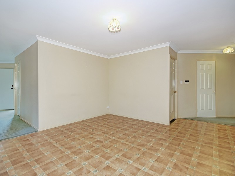 10 COLISA COURT, Regents Park QLD 4118