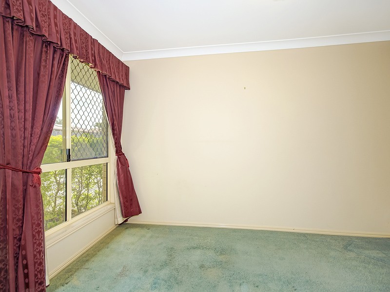 10 COLISA COURT, Regents Park QLD 4118