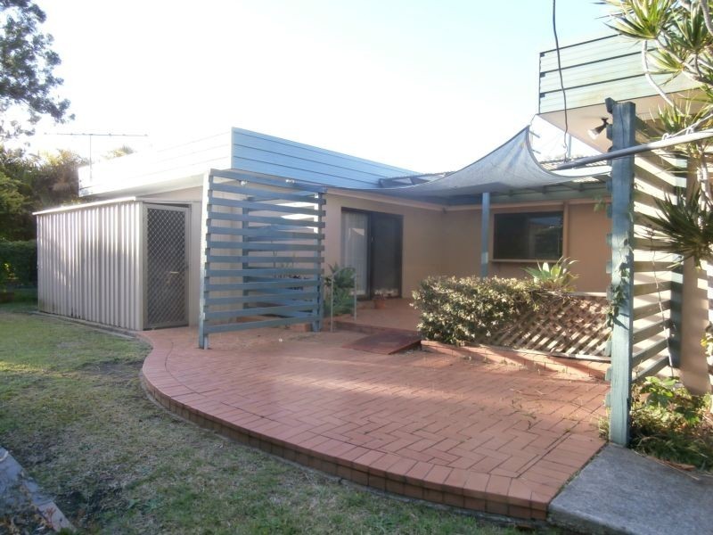 5 Magnolia st, Daisy Hill QLD 4127