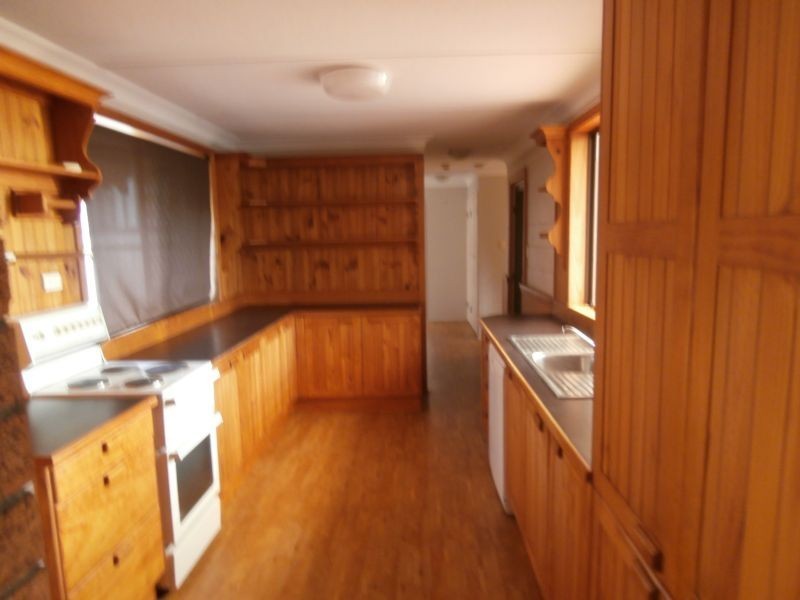 5 Magnolia st, Daisy Hill QLD 4127