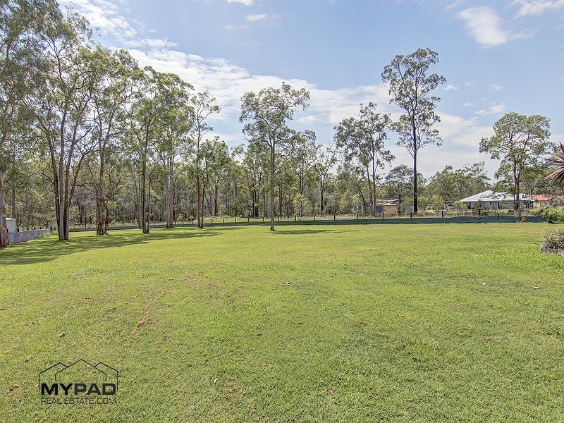 20-26 Sandstone, Greenbank QLD 4124