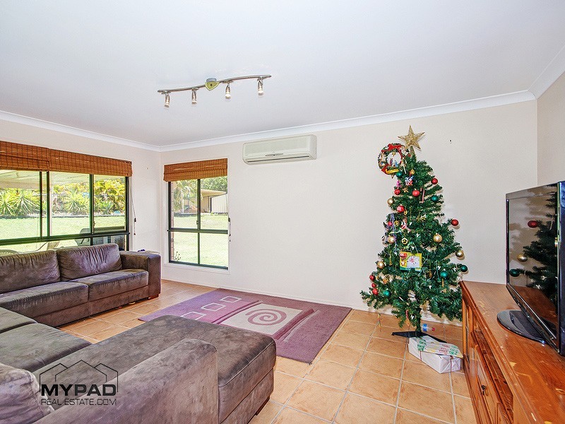 11 Windmill Cl, New Beith QLD 4124
