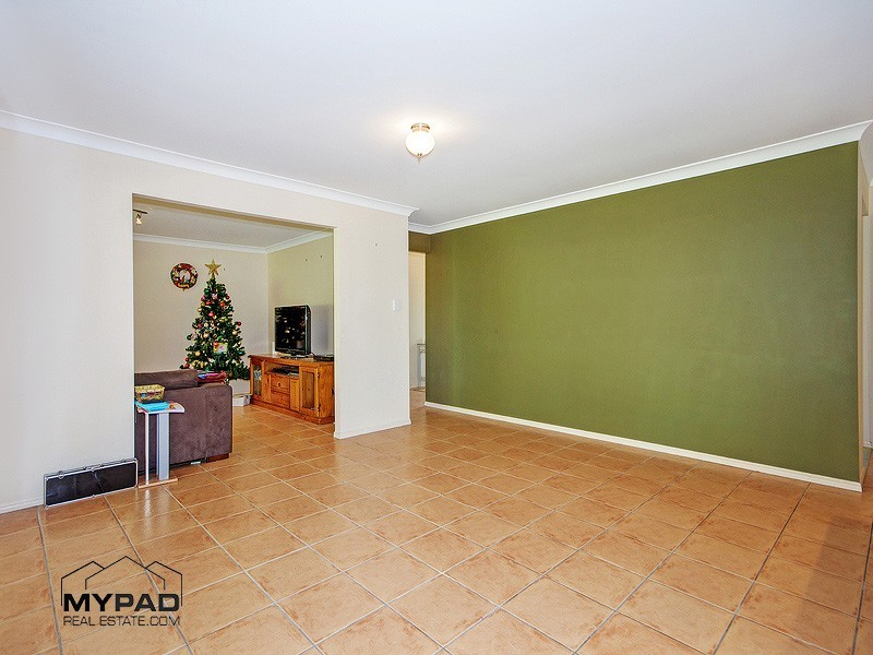11 Windmill Cl, New Beith QLD 4124