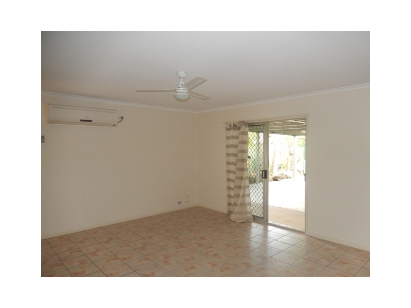 3 Farrow st, Daisy Hill QLD 4127