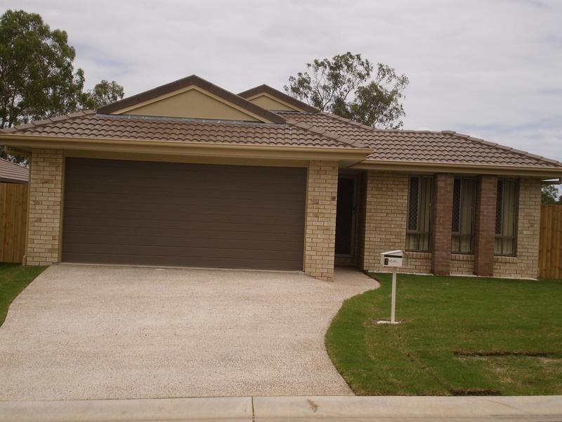 6 Barcombe Dr, Marsden QLD 4132