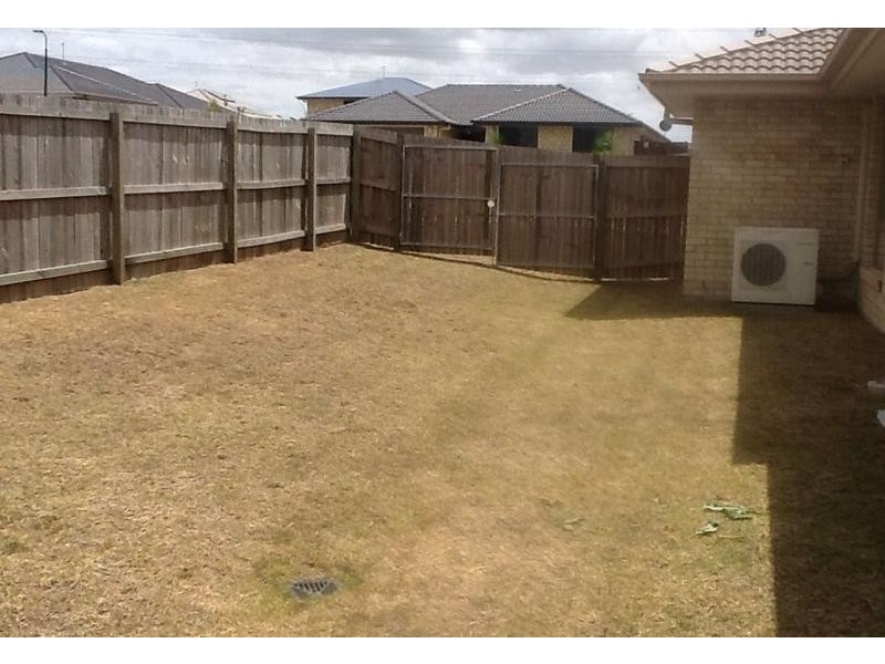 6 Barcombe Dr, Marsden QLD 4132