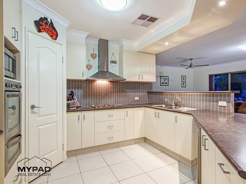 21-23 Laurina Drive, New Beith QLD 4124