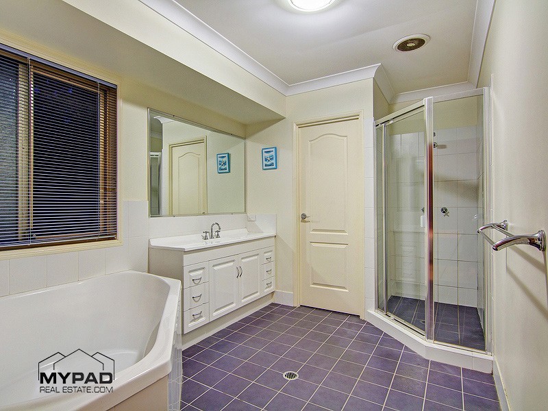21-23 Laurina Drive, New Beith QLD 4124
