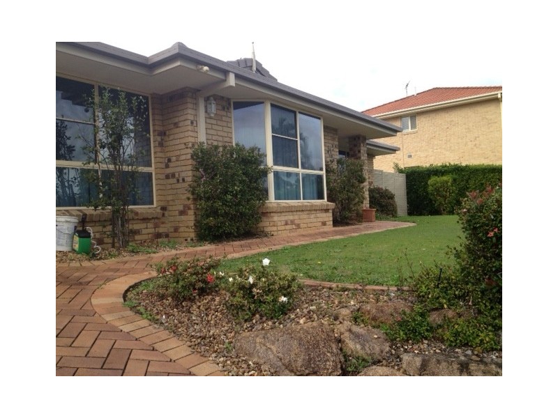 5 Mingah cres, Shailer Park QLD 4128