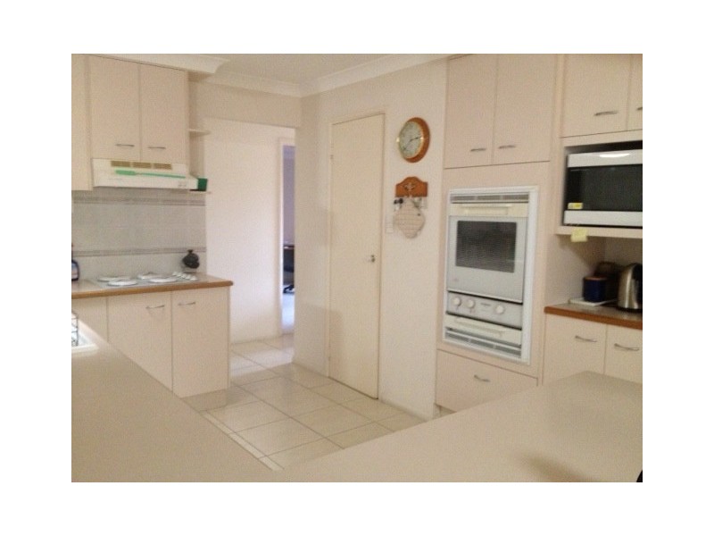 5 Mingah cres, Shailer Park QLD 4128