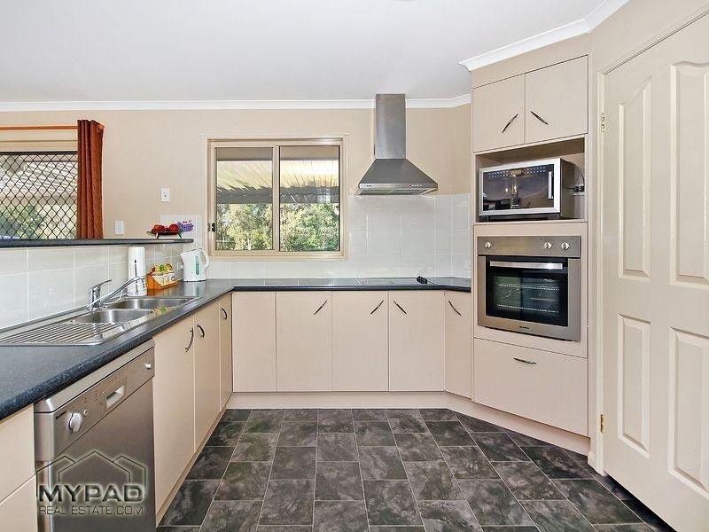 36-38 KAURI COURT, Cedar Vale QLD 4285