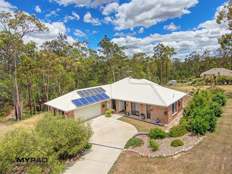 25 Pole Crescent, New Beith QLD 4124