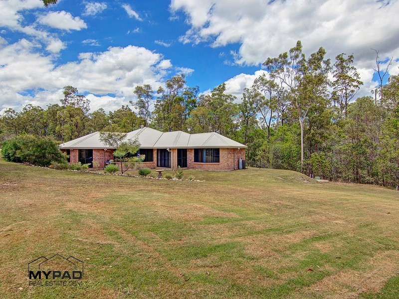 25 Pole Crescent, New Beith QLD 4124