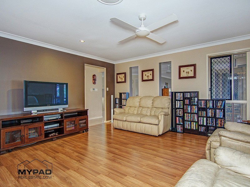 7-9 Moorhen Court, New Beith QLD 4124