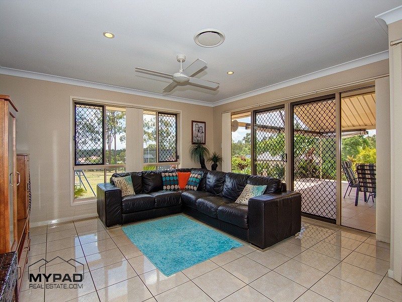 7-9 Moorhen Court, New Beith QLD 4124