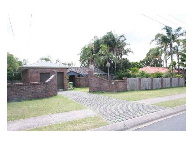 64 Estramina Road, Regents Park QLD 4118