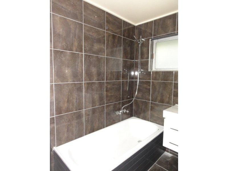 6 Sheridan Cres, Shailer Park QLD 4128