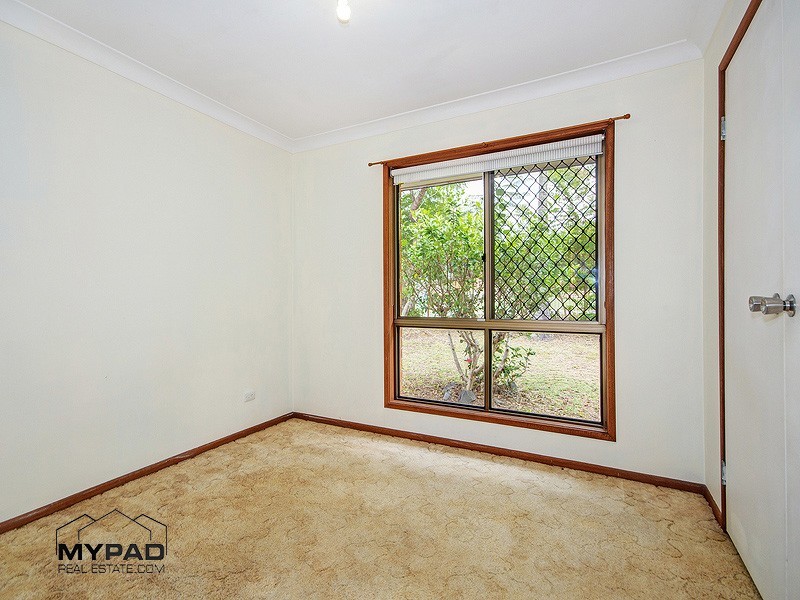 5 Topham St, Hillcrest QLD 4118