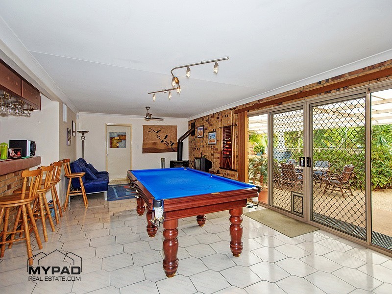 19 Gorky Place, Munruben QLD 4125