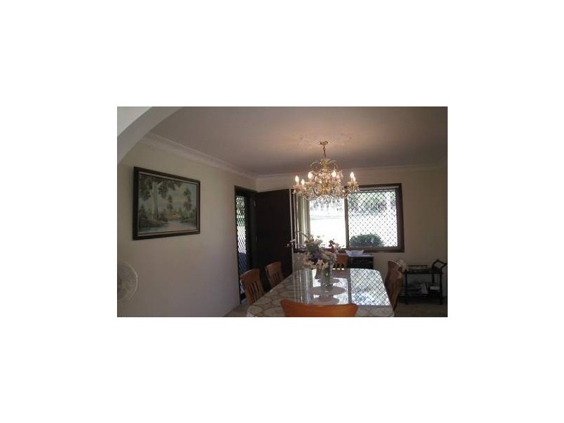165 Hubner Rd, Park Ridge QLD 4125