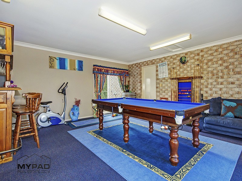 1 BLUEBERRY ASH COURT, Jimboomba QLD 4280