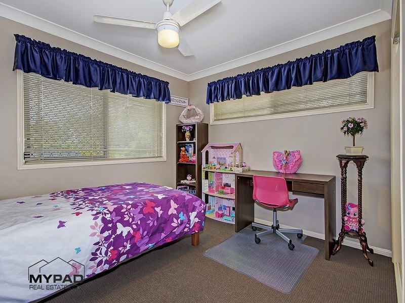 1 BLUEBERRY ASH COURT, Jimboomba QLD 4280