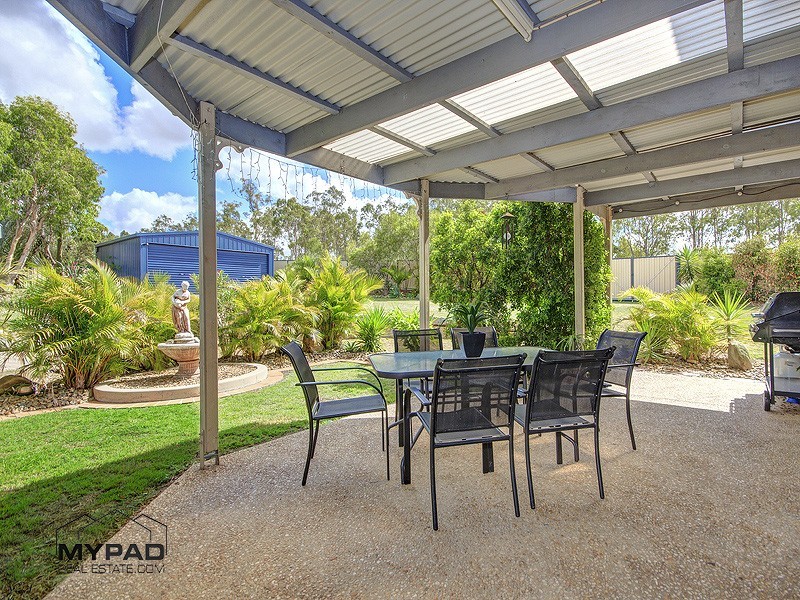 1 BLUEBERRY ASH COURT, Jimboomba QLD 4280