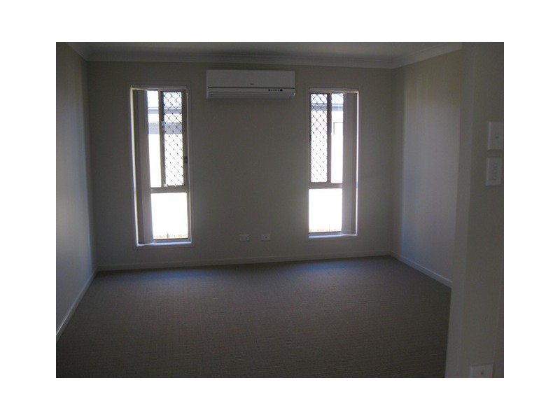 42 Colebrook Cres, Doolandella QLD 4077