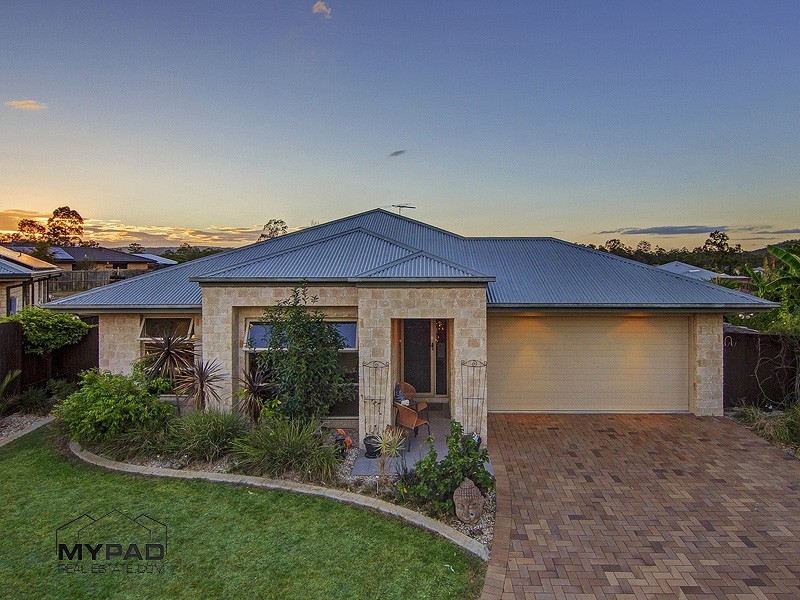 12 Moonlight Place, Jimboomba QLD 4280