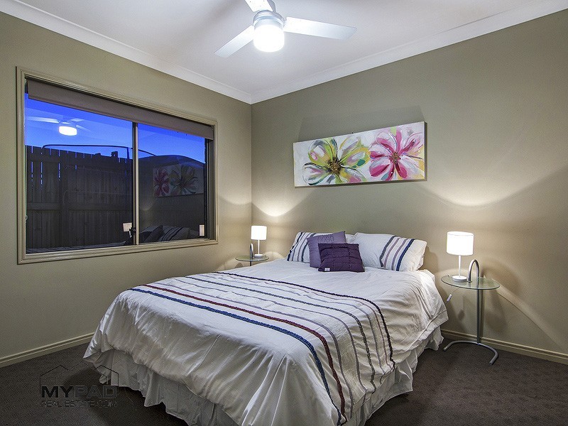12 Moonlight Place, Jimboomba QLD 4280