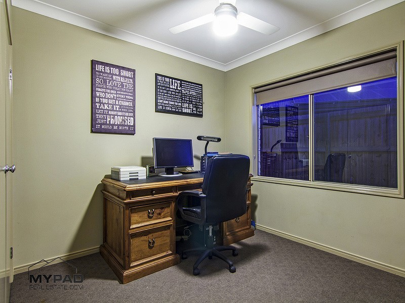 12 Moonlight Place, Jimboomba QLD 4280