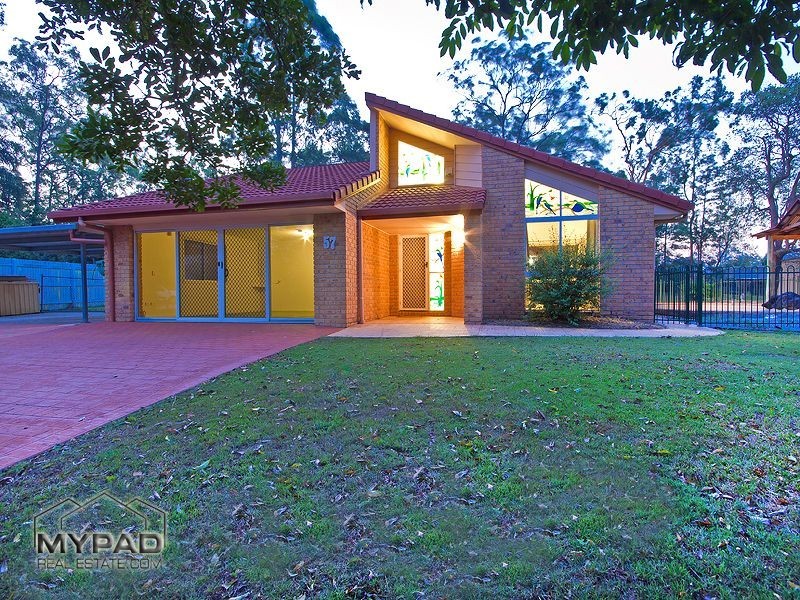 57 Palmerston Court, Munruben QLD 4125