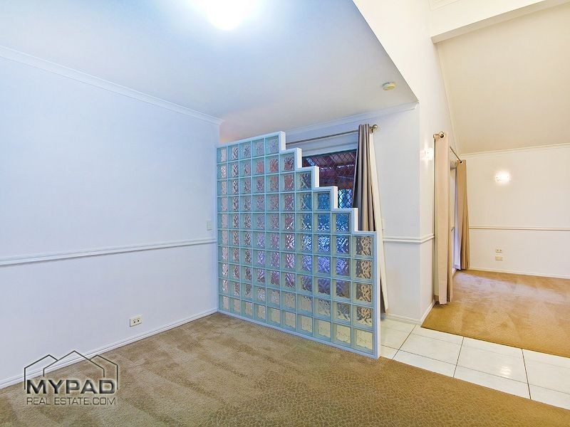 57 Palmerston Court, Munruben QLD 4125