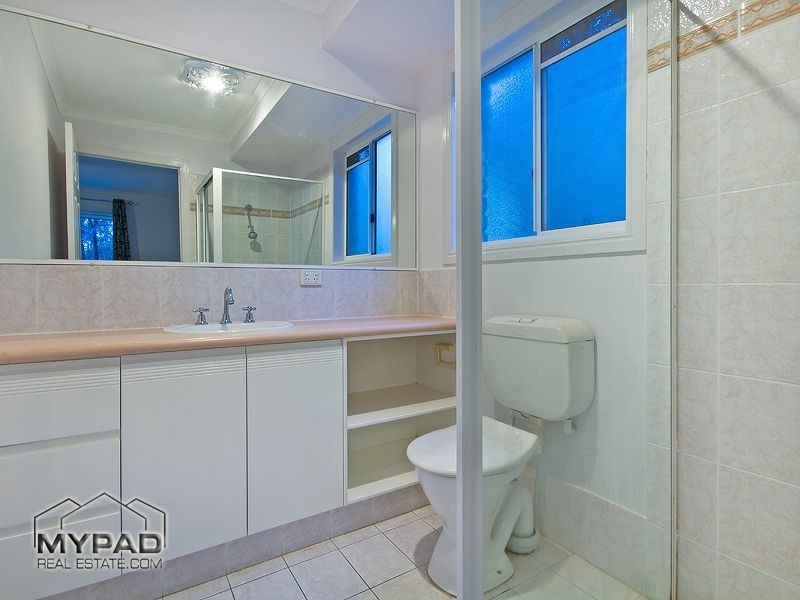 57 Palmerston Court, Munruben QLD 4125