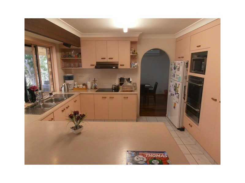 53 Crest Road, South Maclean QLD 4280