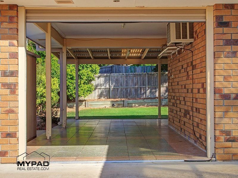 8 Diamantina Street, Hillcrest QLD 4118