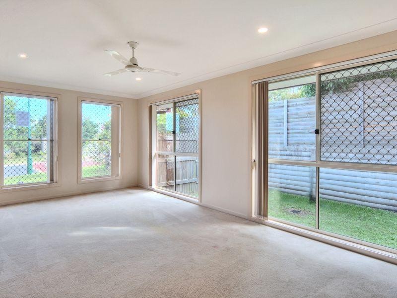 2 Blueberry Ash Court, Boronia Heights QLD 4124