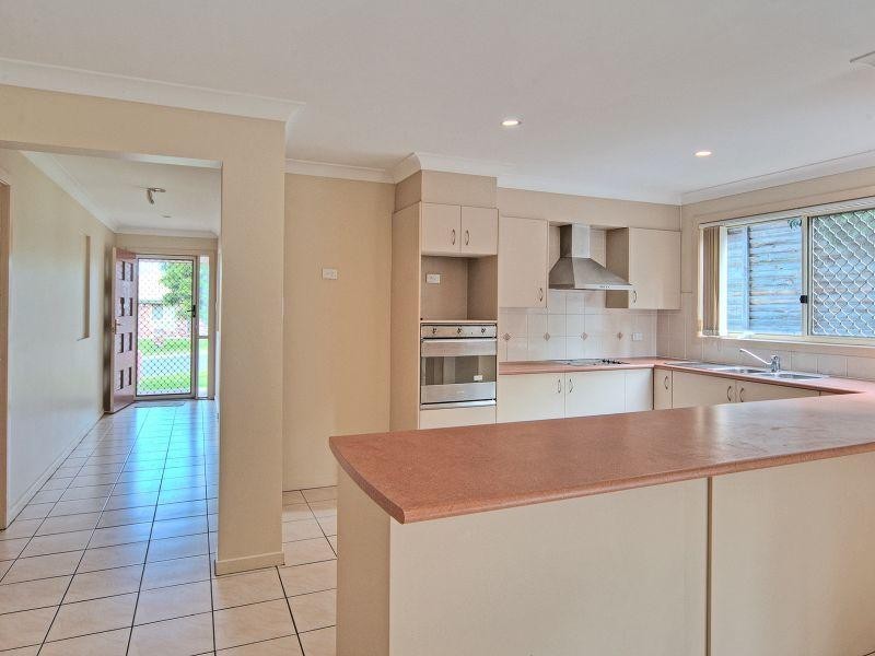 2 Blueberry Ash Court, Boronia Heights QLD 4124