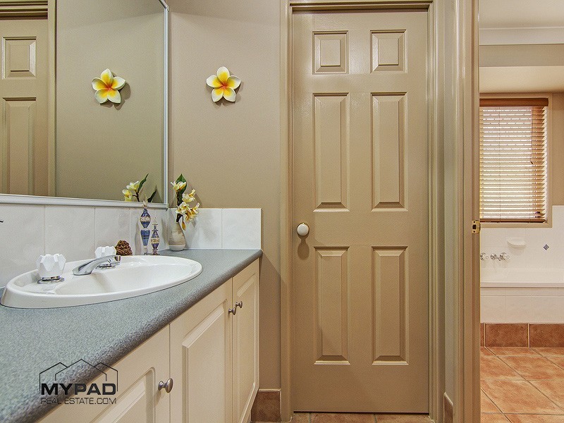 58-60 Evergreen Drive, South Maclean QLD 4280