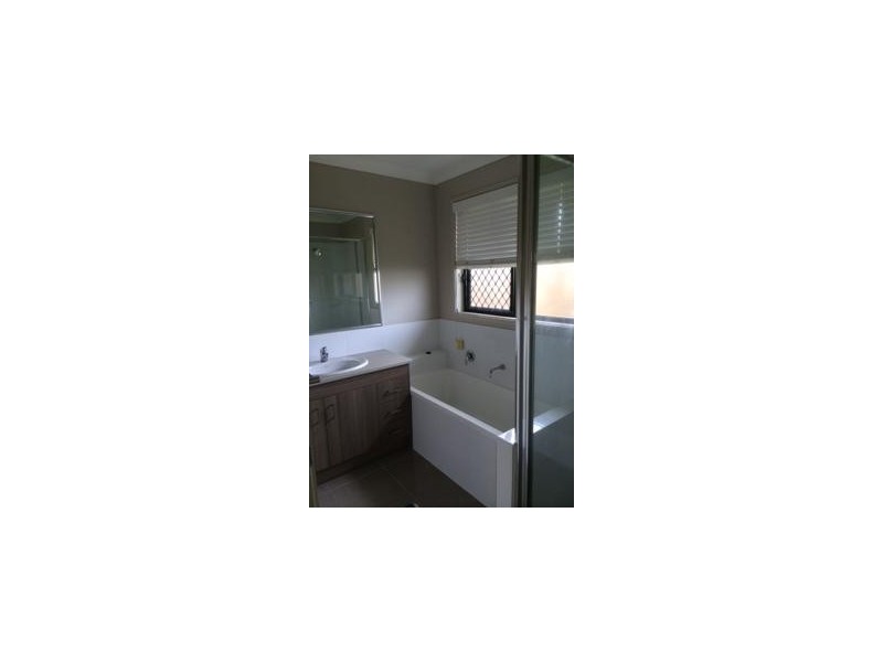 10 Kate Court, Chuwar QLD 4306