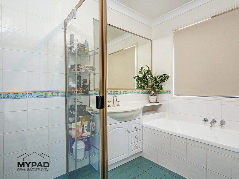 56 Cottonwood Street, Jimboomba QLD 4280