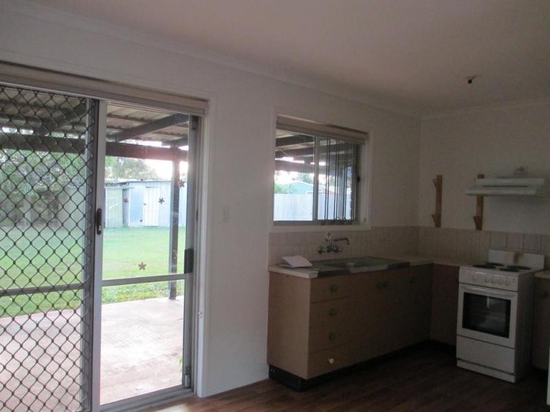 6 Lomic street, Eagleby QLD 4207