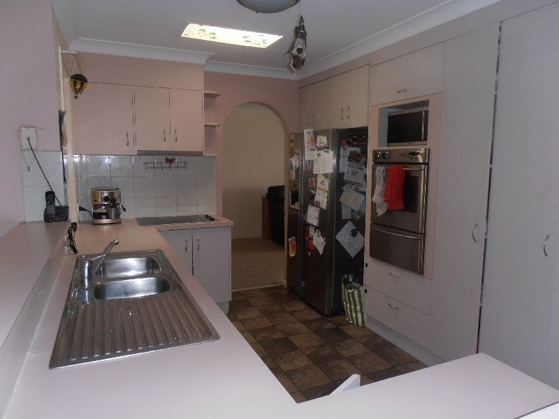 27 Virosa street, Regents Park QLD 4118