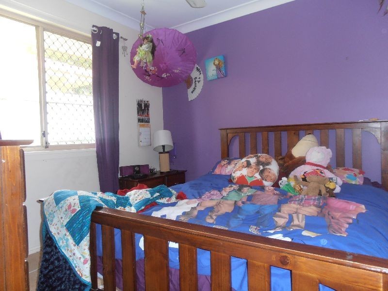 27 Virosa street, Regents Park QLD 4118