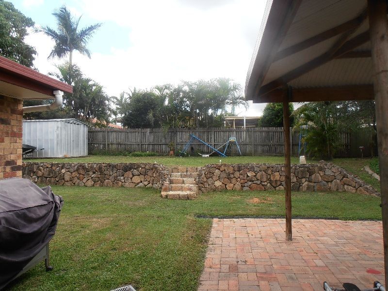 27 Virosa street, Regents Park QLD 4118